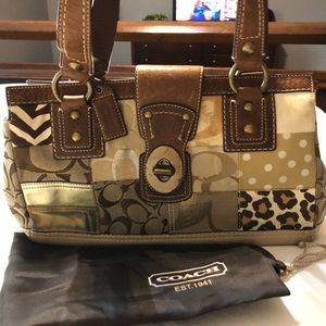 AUTHENTIC COACH PURSE